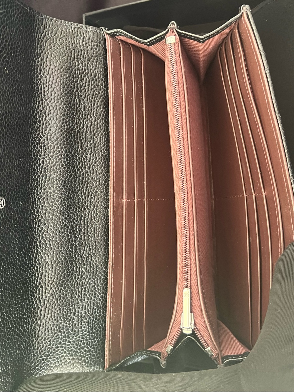 🎁AUTH. CHANEL CAVIAR CLASSIC FLAP  WALLET WITH CHAIN. - Picture 5 of 16